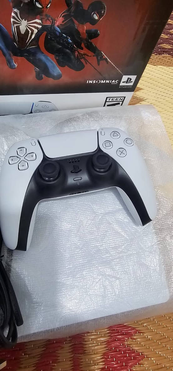 بلي5 سلم ذاكرة تيرا كامل ملحقات اصلية جهاز اخو اخو جديد
الشراي يتفضل خاص


**إذا كنت صاحب هذا الإعلان وتريد حذفه لأي سبب، رجاءا أرسل رسالة إلى الدعم الفني**