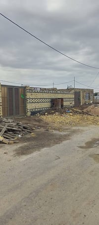 بسم الله الرحمن الرحيم  ياالله قطع سكنيه للبيع في الديوانيه علئ طريق س...