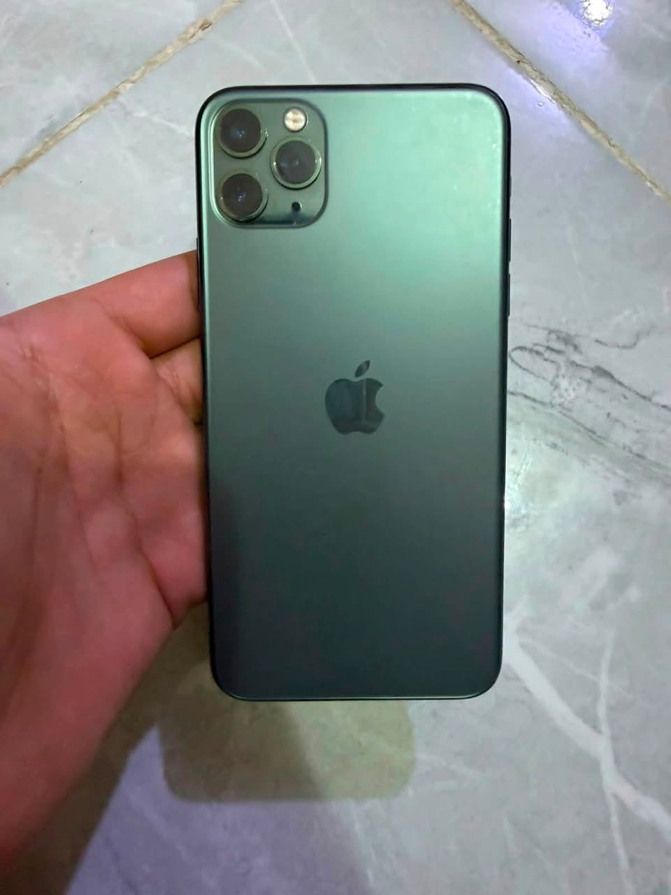 سلام وعليكم ايفون 11برو ماكس مبدل شاشه وبطاريه ذاكره256سعر 250وبي مجال عنوان بغداد جديده رقم ***********
