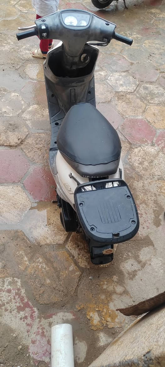 سلام عليكم عندي دراجة بيجي حاوية وصل معرض موجود اقل ٤ أشهر كفالة عامة سلف هندر كهربايات كاملة
ما مفتوحة دراجة. مال جناي سعر ٥٠٠ وبيهة مجال
***********
