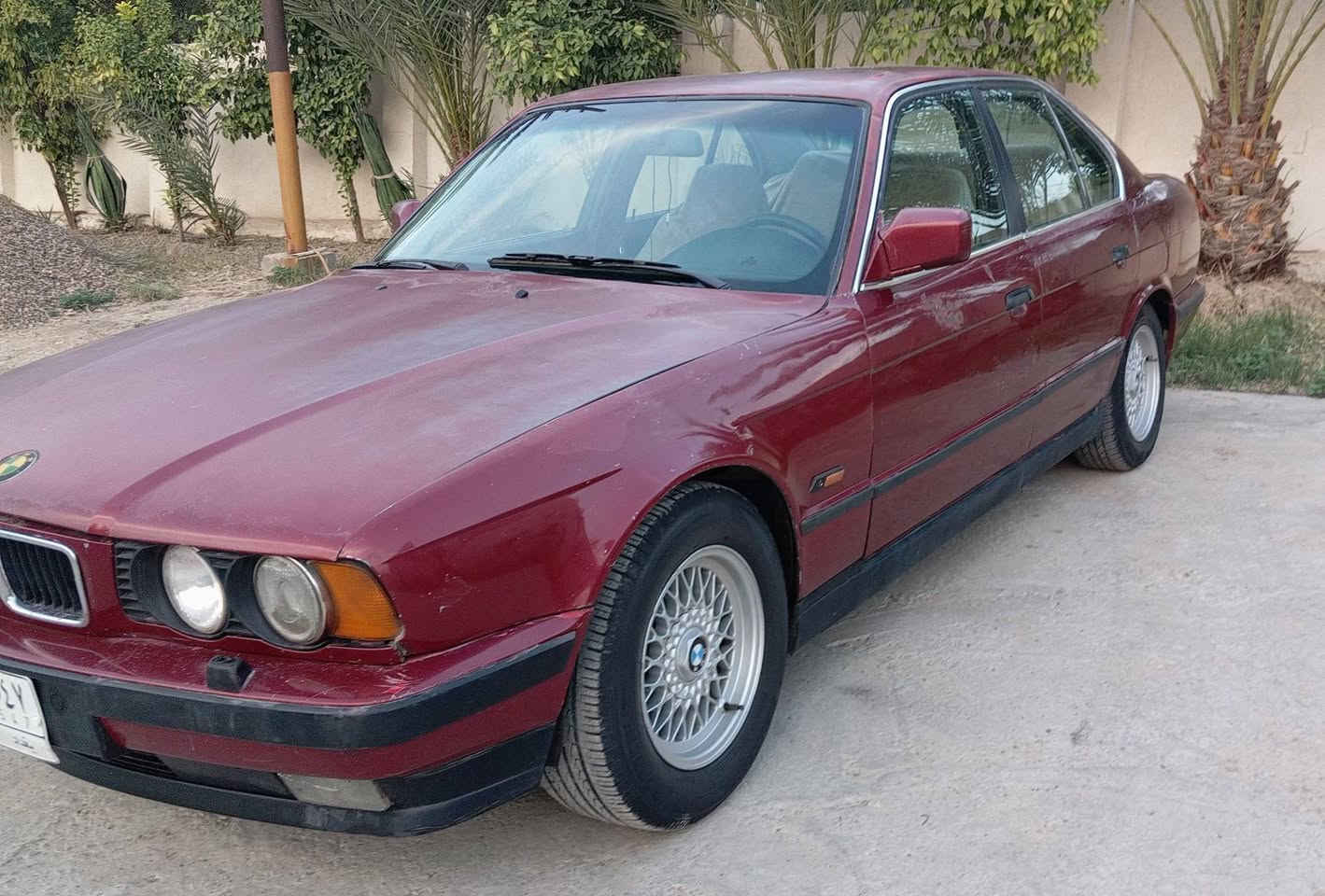 بي ام 535 موديل 90 رقم بغداد مشروع وطني 
كير ومحرك خير من الله بدون حادث بدون خياس 
 كهربائيات شغاله تخم تاير ويل خليه 
تبريد شغال سياره جارده تحتاج صبغ 
السعر 38 وبيهه مجال 
المكان بابل ***********
