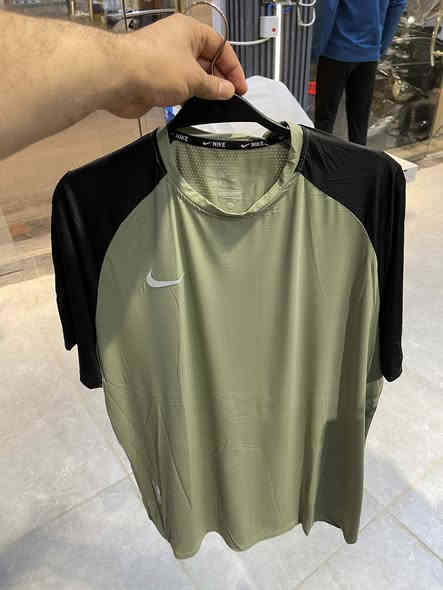 شلعة مشكل ١٥٠ قطعة (بجايم شورت تشيرت ) رياضي رجالي ماركة  العددد ١٥٠ مشكل السعر الفين ونص دينار بس للقطعة 

بغداد الحرية واتساب ***********
