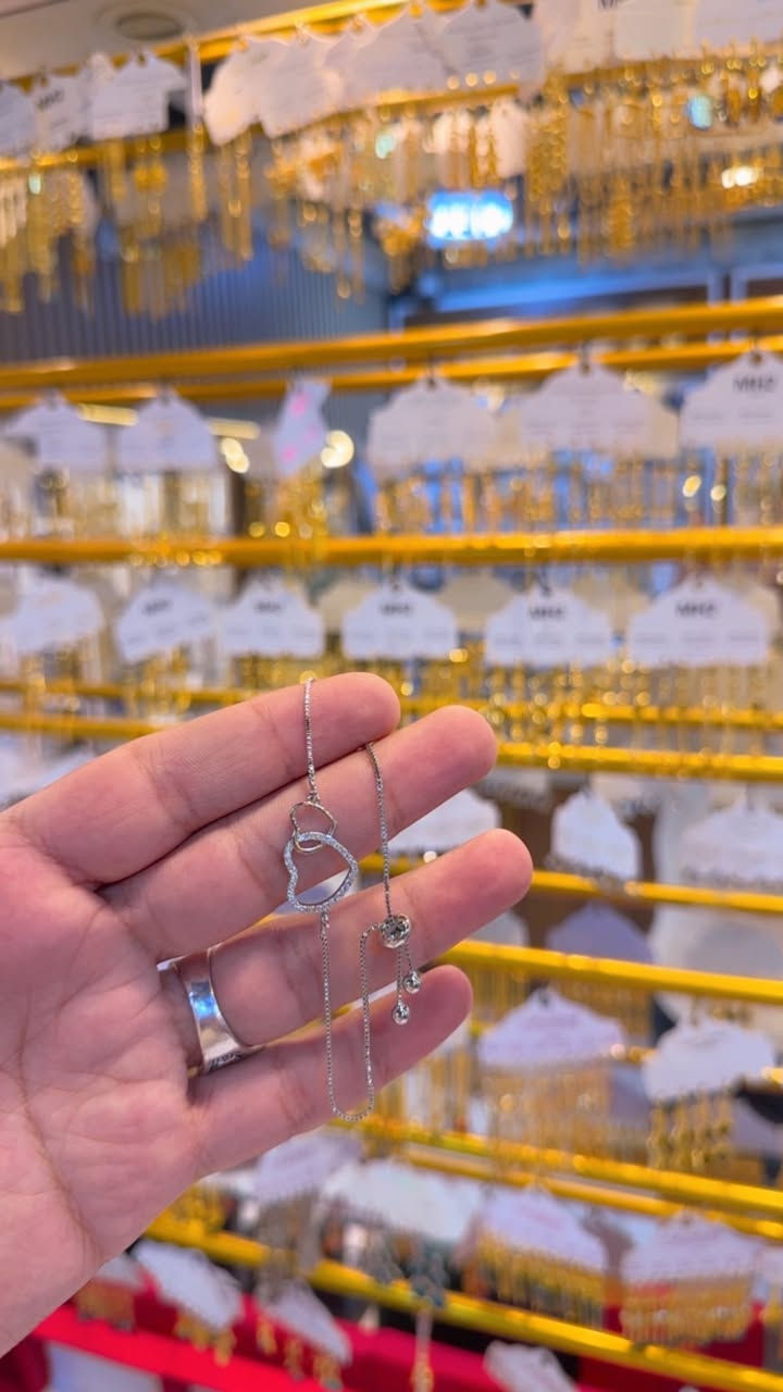 مساء الخير ☺️
وفرنالكم سوارات سحب شرط ضمان 2 سنه كوالتي عالي سعرررر 
3000 الاف عنوانا بابل المسيب تقاطع مستشفى المسيب مجاور تنزيلات حمزه ❤️🥹🥹


**إذا كنت صاحب هذا الإعلان وتريد حذفه لأي سبب، رجاءا أرسل رسالة إلى الدعم الفني**