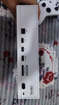 Xbox Series S • إصدار ٢٠٢٢ • نظيف جداً