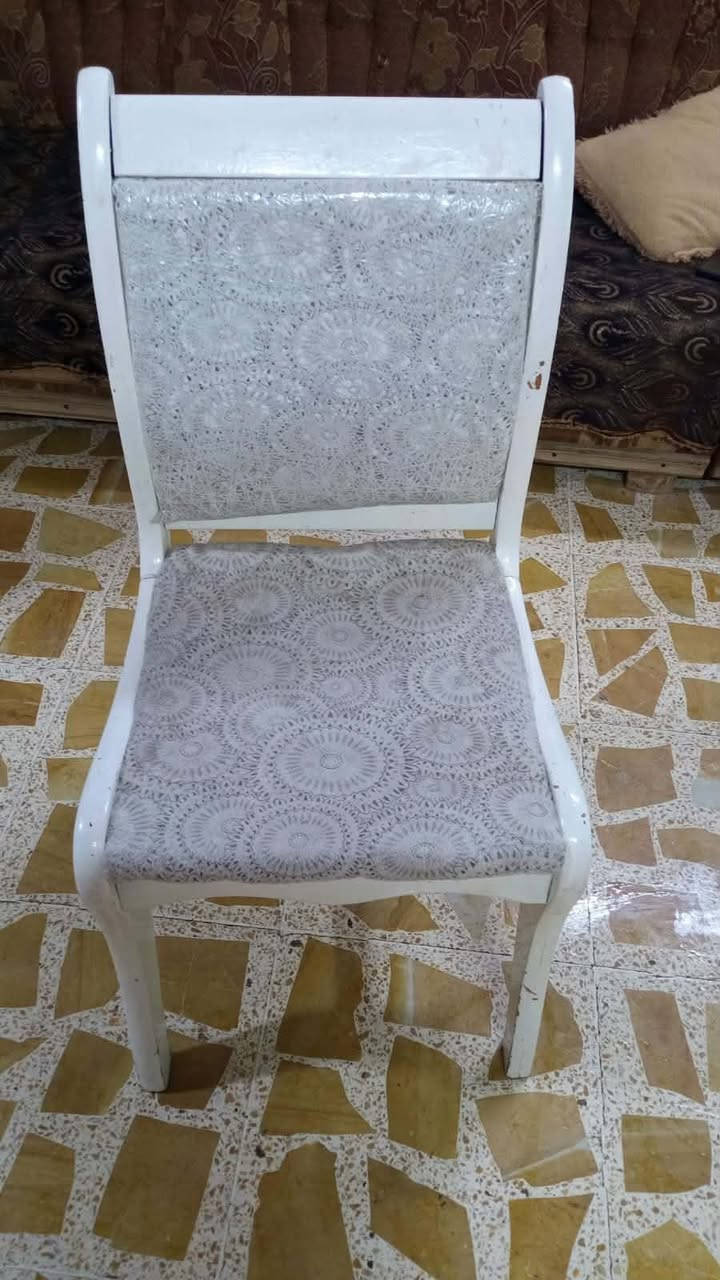 ميز و٨ كراسي للبيع السعر ١٠٠ وبي مجال


**إذا كنت صاحب هذا الإعلان وتريد حذفه لأي سبب، رجاءا أرسل رسالة إلى الدعم الفني**