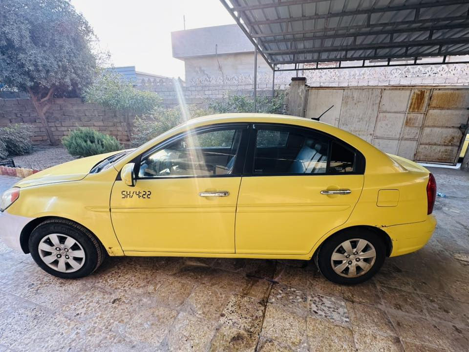 السلام عليكم
اكسنت موديل 2010 وارد أمريكي فول بس بدون اسلايت 
رقم بغداد بسمي 
شرط تحويل 
كلها كود واحد كلين 
ضرر بسيط جداً 
سياره جهاز مجهزه ربع ما تصرف عليها كبل للشارع 
السعر 100 وبيها مجال حك جيه فقط 
***********
