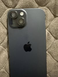 آيفون ١٥ • كامرتين • بطارية ٩١٪