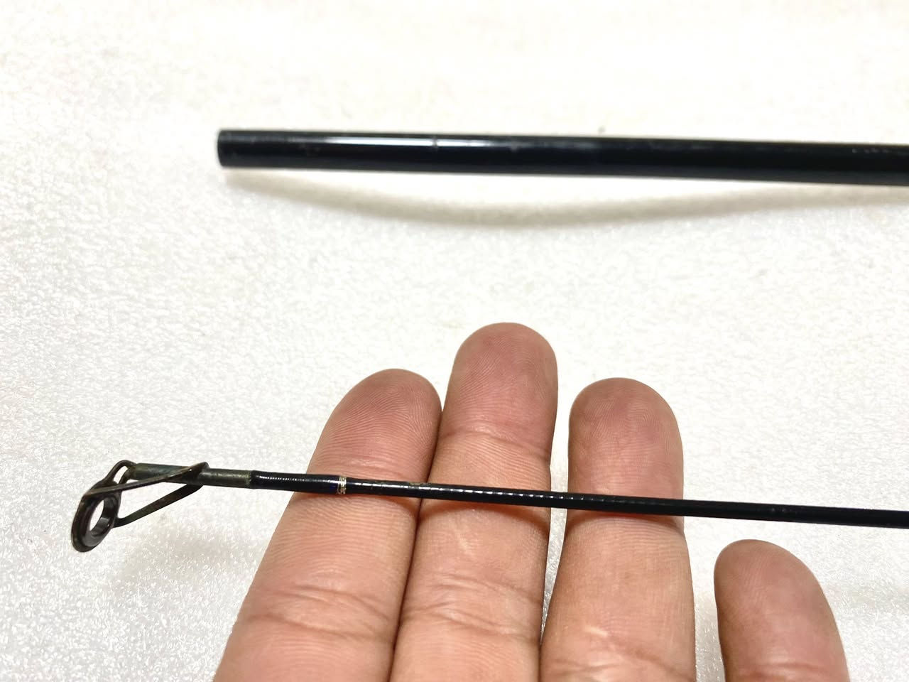 قصبة كاستنك من شركة برو تروست خاصة بالخداعة احترافية وممتازة جداً صناعة صينية وتحمل عبارات تحذيرية باللغة اليابانية السعر 30 الف

تفاصيل القصبة
المادة كاربون
الطول 289 سم 
اللور من 7-40 
الLP من 8-16 
طول المرفس53 سم


**إذا كنت صاحب هذا الإعلان وتريد حذفه لأي سبب، رجاءا أرسل رسالة إلى الدعم الفني**