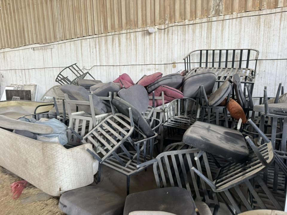 غراض مطعم للبيع 
***********
مكان ناصريه 
غراض درجه اولى وكله شرط الشغل
