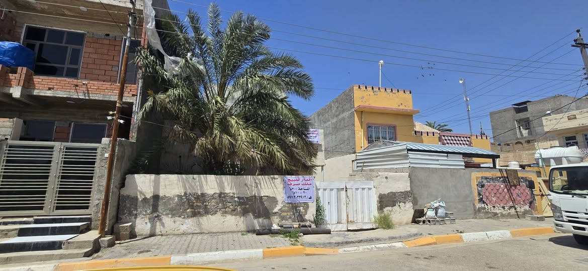 🔥 فرصة بيت ملك صرف للبيع – ديالى
📍 التحرير(الفلكه الاخيره) – بالقرب من محطة الغاز القديمة( مناتي )
📐 المساحة 200 متر
📏 الواجهة 10×20
🏠 طابقين – بناء قديم
✅ داخل مربع سكني
✅ شارع عريض ومبلط
✅ قريب من المدارس وكافة الخدمات
📜 طابو ملك صرف جاهز للنقل
📞 للتواصل والاستفسار الاتصال على الرقم مباشرة لعدم التفرغ للرد على الرسائل:( *********** )
