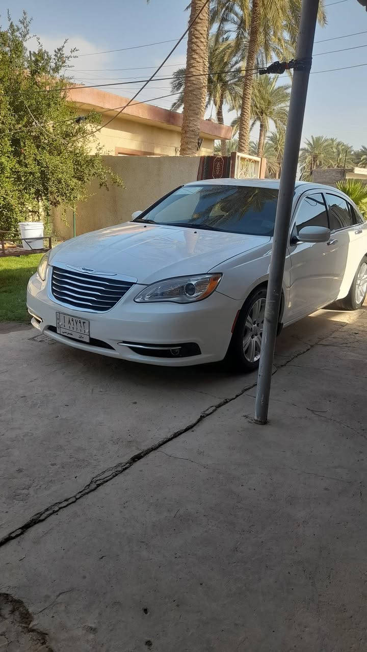 سلام عليكم سي 200 13السياره جاهزه كير محرك مكفولات تبريد شغال حادث دعاميه بدون ايرباك  السعر 95 وبيه مجال مكان بابل ابي غرق للاستفسار ***********
