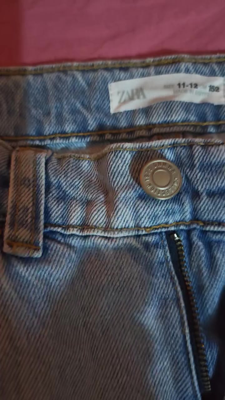 السلام عليكم للبيع فستان وبناطير بنطلون وردي قياس 36 والبيجي 38 والأسود 32 والسمائي 32 والفستان يلبس حد عمر 11 سنة والبنطلون الي بي جيوب قياس 36 السمائي سعر الفستان 45 الف والبناطير على 7الاف  عنوان سويب البياع قرب فلكة الميتين و الملابس جديدات استعمال مرة وحدة


**إذا كنت صاحب هذا الإعلان وتريد حذفه لأي سبب، رجاءا أرسل رسالة إلى الدعم الفني**