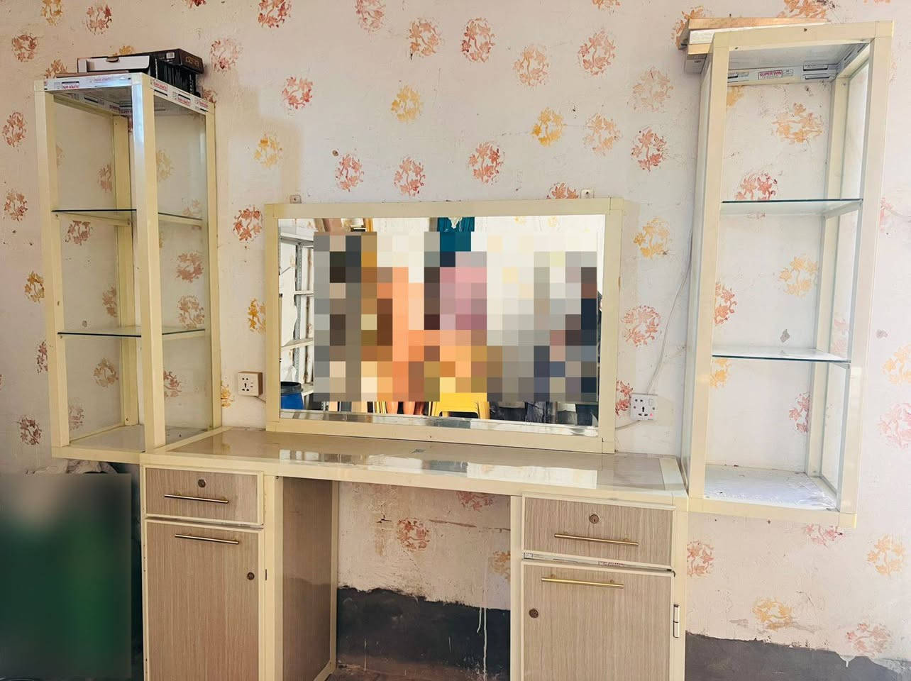 ميز حلاقه للبيع المكان جويبه نساف قرب مركز جويبه السعر 225 بي مجال جديد مشتغله بعده ما مستخدم


**إذا كنت صاحب هذا الإعلان وتريد حذفه لأي سبب، رجاءا أرسل رسالة إلى الدعم الفني**