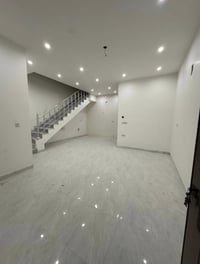 بيت زيرو للايجار 3 غرف نوم في السيديه شارع النخل للاستفسار 07703444943