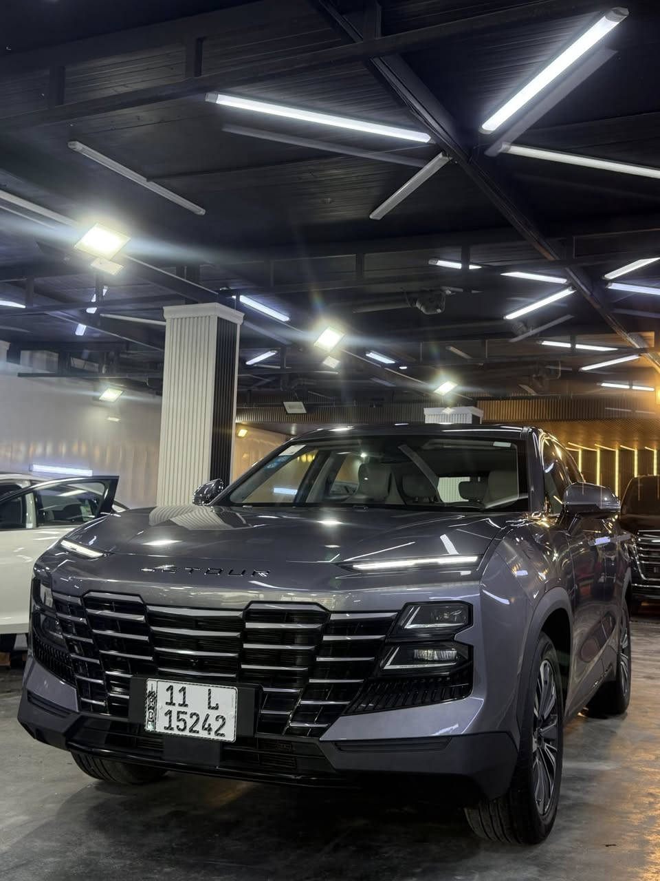 جيتور داشنك للبيع 2024 محرك 1.5L turbu
ماشيه ٤٣ الف كيلو 

بدون صبغ بدون تبديل بيها ملاحظات بسيطه 

المواصفات
بانوراما 

تشغيل بصمه 

تشغيل عن بعد 

‏ AUTO  HOLD 

‏ AUTO PARK  

التحكم بل سياره اوامر صوتيه

 مقاعد رياضيه جلد فاخر 

داخل اوف وايت ملكي 

‏ DRIVE MOOD 

شاشه عرض بمقاس 15 انش

قطعتين تبريد 

فول سستم ايرباك

انضمه حمايه

ويل 19 انش ا

مقابض ابواب كهرباء 

السياره بعد بيه كومه موصفات 

رقم بغداد مكاني بغداد حي القادسيه 

السعر ١٥٨ وبيه مجال  

 للاستفسار ***********
