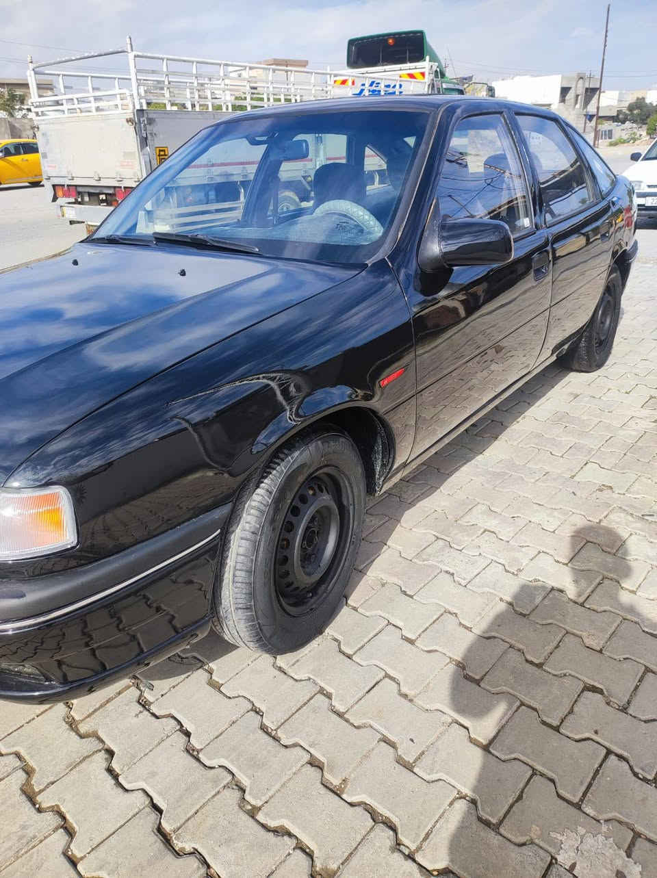 اوبل فكترا موديل١٩٩١ رقم كركوك سنوية مشروع وطني لغاية 2028 شهر 7 شرط تحويل .... أني مكلف بالنشر اتصل بالرقم صاحبها  ***********  ----  ***********
كير عادي محرك 20 ..... كوبون بنزين ⛽ موجود كير ومحرك شرط لاصرف لابخار صدر جديد تايرات جديد بطارية جديد كهربائيات كلها شغال دواخل كلش نظيف سياره لوووك كلش حلو ونظيف سعر ٣٤$ وبيها مجال شراي اتصل بالرقم صاحبها مكان سياره كركوك كركوك, العراق
