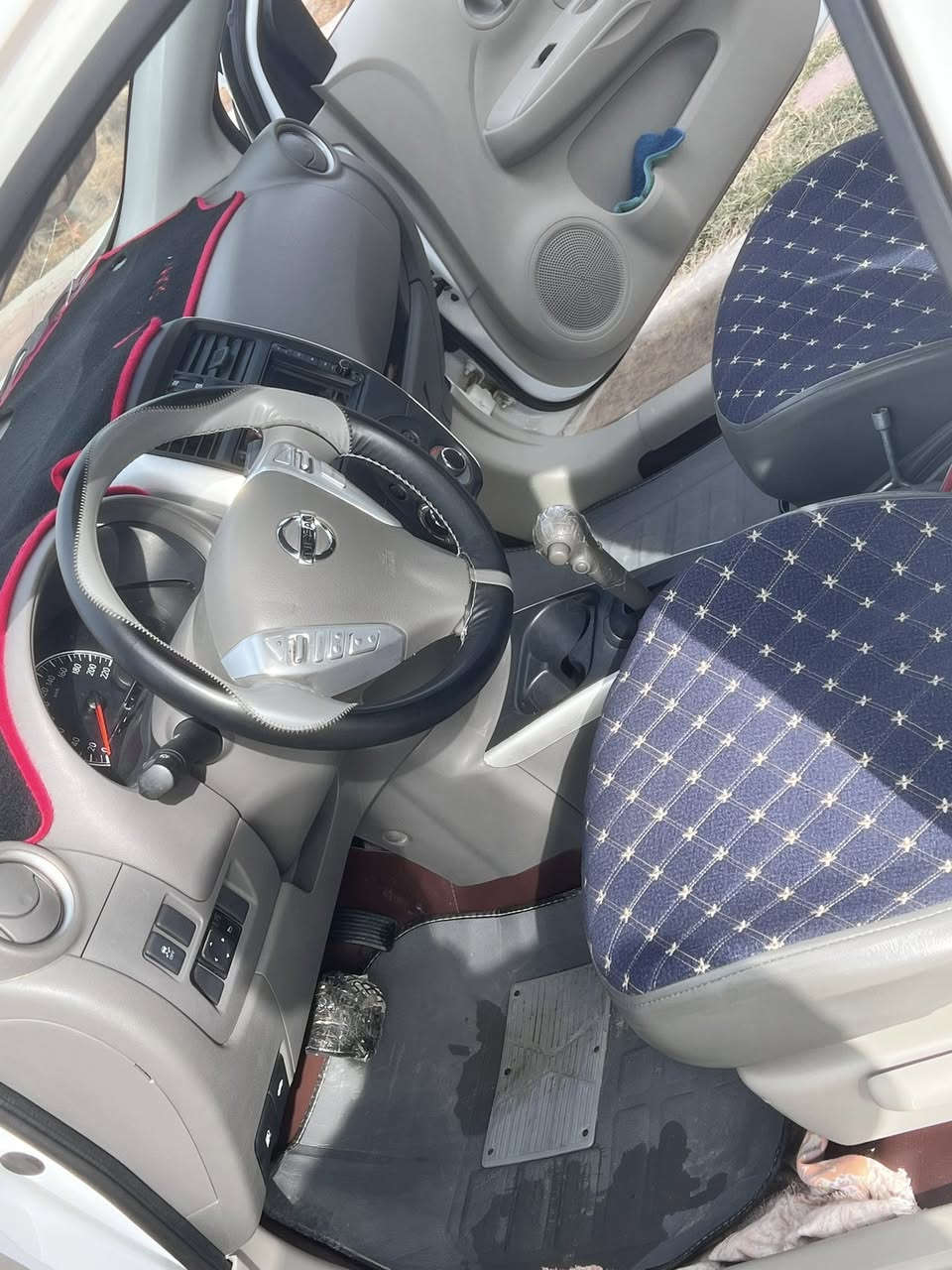 سلام عليكم نيسان سني موديل 2025رقم اربيل ماشيه 5الاف مكفوله كفاله عامه مواصفات معروفه
مكان السياره بغداد 
لاستفسار
‭0771 643 6265‬
