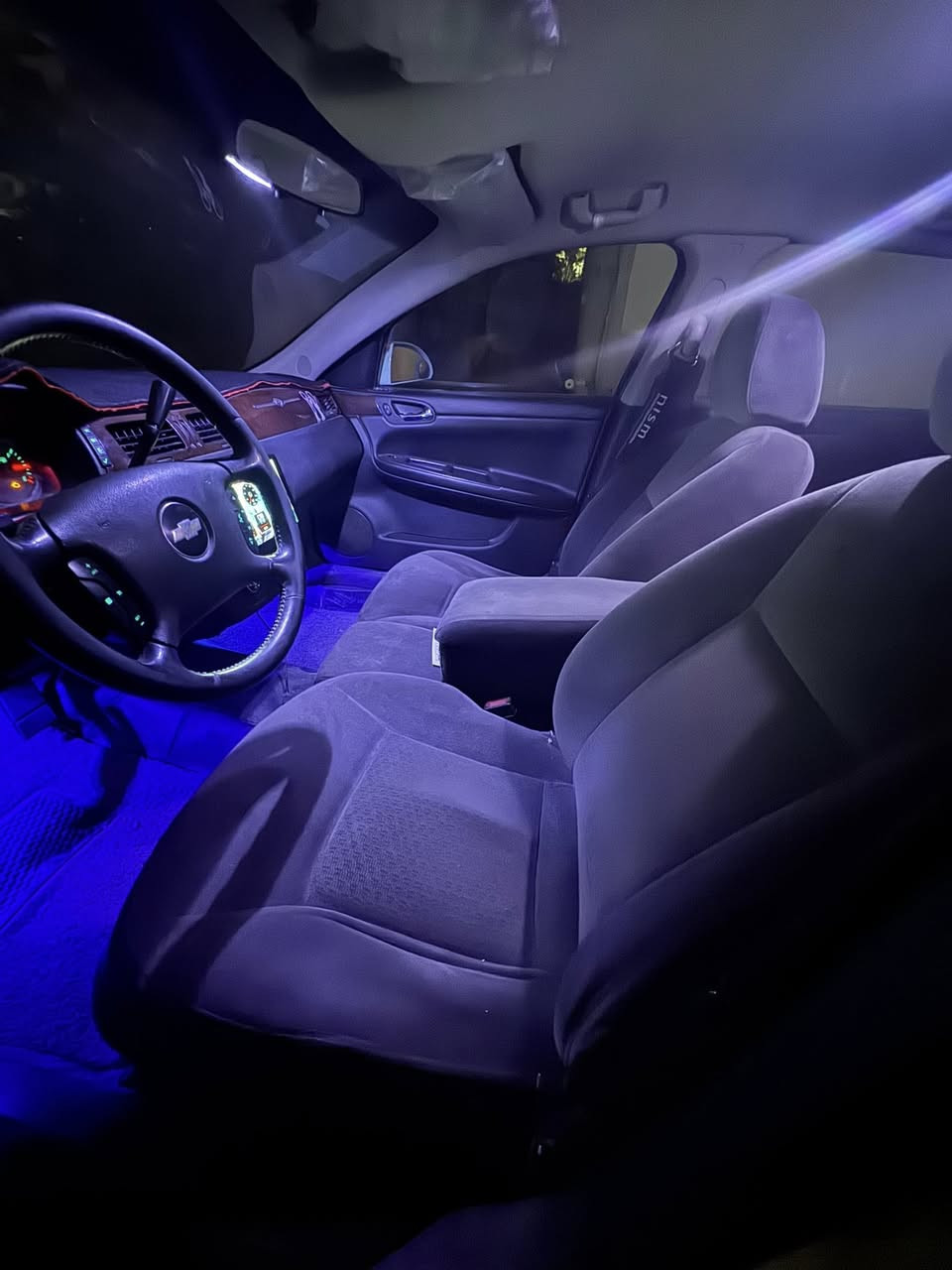 سلام عليكم
…………..
***********📞
الرقم بي واتس ايضاً 
سعر 116 وبيه مجال 
بشرفك ما تشتري لا تبقه تسأل ما يعجبك السعر 
ان شاء الله تلكه السعر اليعجبك"
شراي احطك على راسي وبالسعر اليرضيك
………….
من رخصة الادمن المحترم
اخوية اقرا تفاصيل قبل ما اتخابر
شوفرليت امبالا بوليسي موديل (2011) اصل و فصل شاصي و سنوية كير و محرك بشرط ممفتوح سياره بلاد كله وضع شركه داخله كلين للعراق 
سيارة جديدة و كلين بيهة (قطعه وحده صبغ جاملغ خلفي بدون دواخل شرط  ) سونار ناشرة وية صور
محرك 3500 كفاله 
كير اوتو + بوليسي 
داخل صاج
كشن كهرباء و تدفئة
نحكمات استيرن كلة شغال
تبريد شغال
تدفئة شغال
كشن خلفي قلاب
اربع جامات كهربائي شغال
كهربائياتة كلة شغال ع بلاد
مثبت سرعة شغال
صدر امامي خلفي جديد
منضومه بانزين كله جديده 
تخم تاير جديد
باتري جديد
هزه  جديد
رقم وسنويه كله جديد بسمي 
رقم بغداد  جديد الدولي
شرط تحويل او وكالة
سيارة بل حقيقة تخبل احلى من صور
السياره كله بلاد وضع شركه ومابيه نقص برغي 
مكان سيارة ديالى بعقوبه 
تحياتي للجميع 💙
