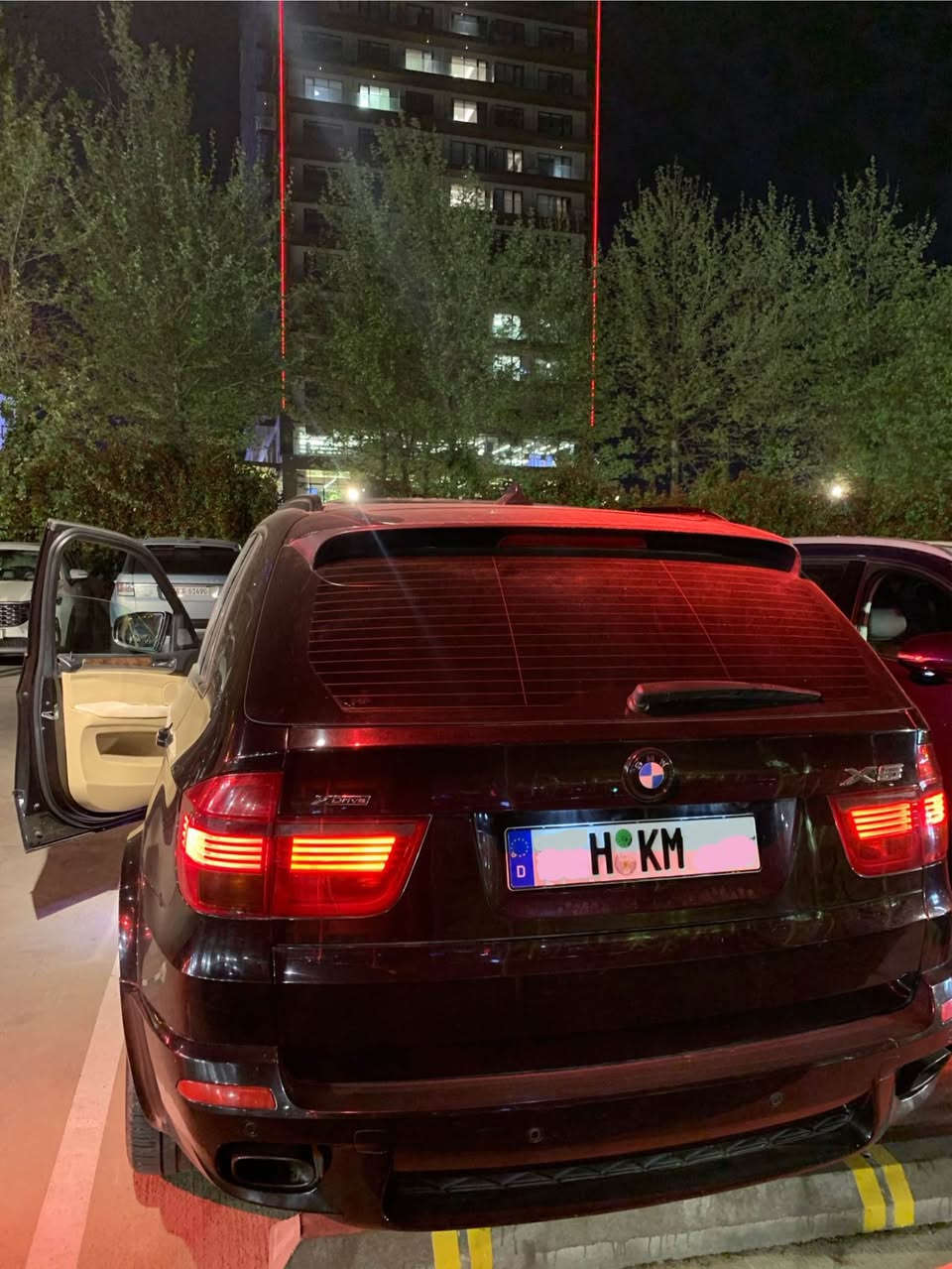 X5m نوزه ل كورت تنفس تبيعى
بانوراما
داتاشو 
٣ ريز كوشن 
تبريد مركزى 
كوشن جلد و كاره باى + سپورتى + سياحى 
ويل ٢٠ دوو سايز
بي ده عم و سبغ
سياره يال دهوكى *********** دهوك, العراق

