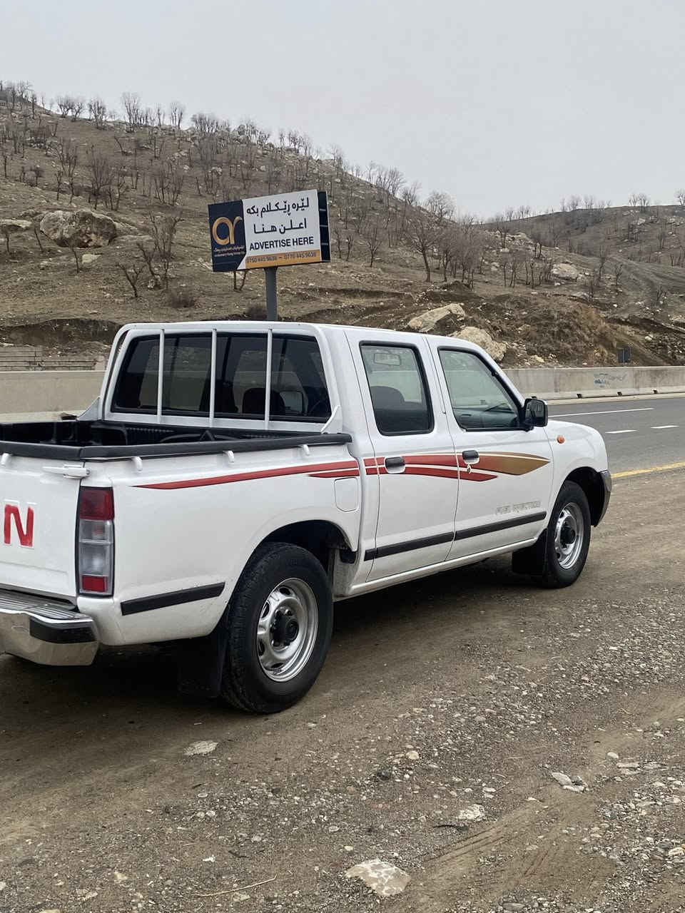 ***********//***********
پیکاب نیسان ٢٠٠٨ بئ دەحم و لئدران بئ سبوخ مەکینەی نەکرایتەوە نمونە لە جوانی و خاوینی سەیارەکە ماشاللە زور خاوین ماوەتەوە لەسەر شەریکەیە هەمو گیانی بەشەرتە
