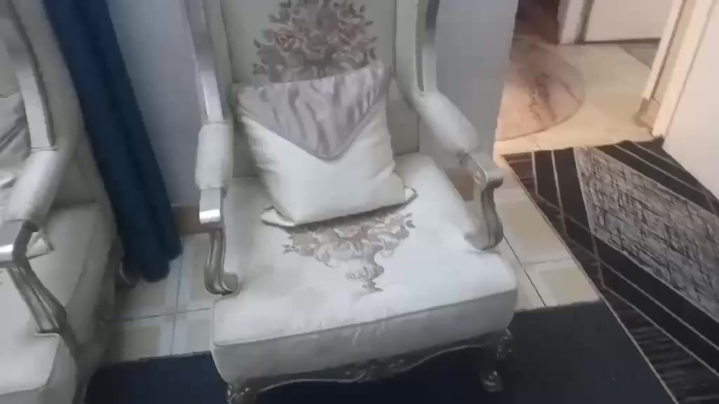 تخم تركي جديد ونضيف  سعره 500بي مجال مكان بغداد حي جواد عشر مقاعد


**إذا كنت صاحب هذا الإعلان وتريد حذفه لأي سبب، رجاءا أرسل رسالة إلى الدعم الفني**