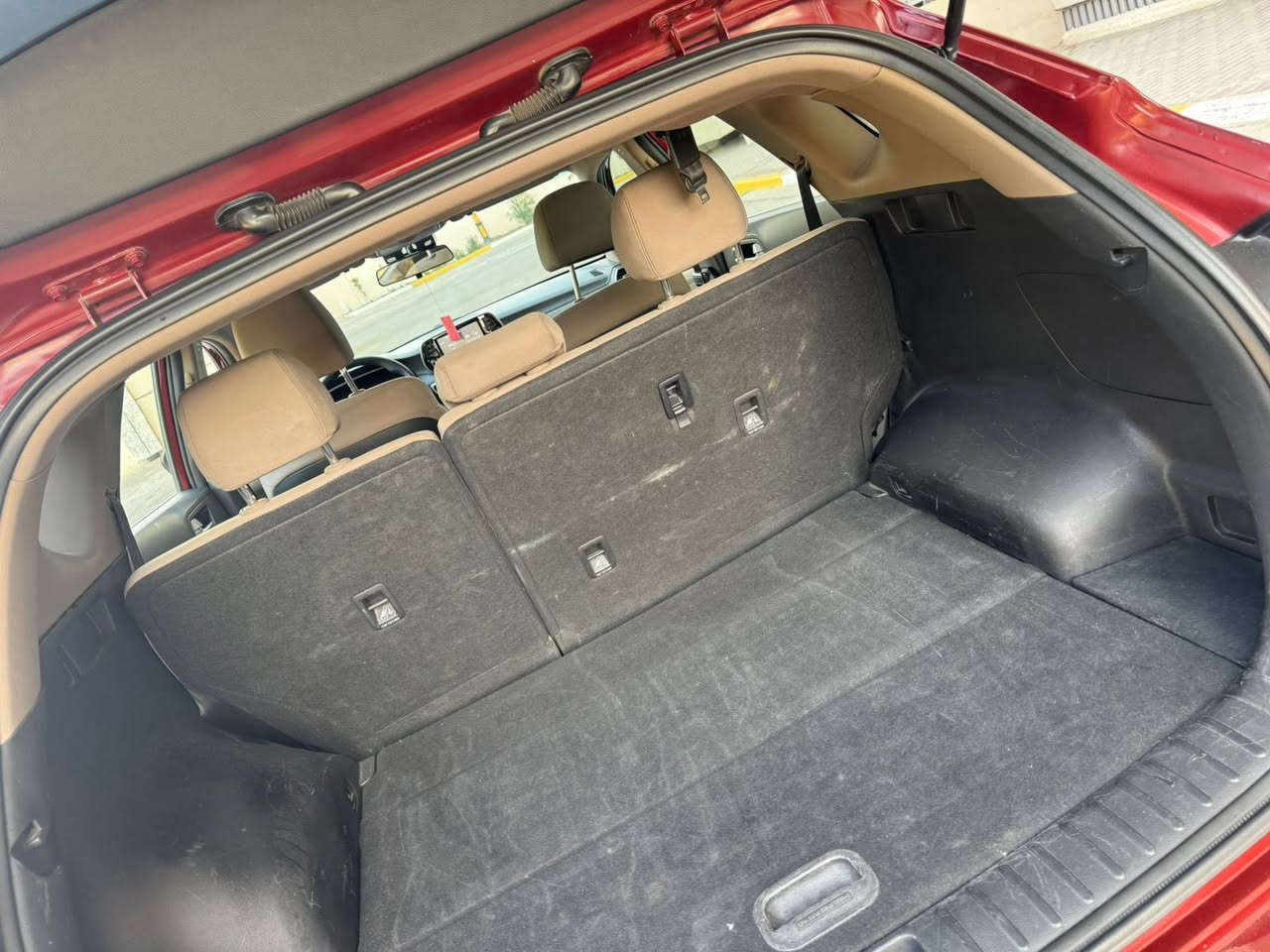 سلام عليكم 
توسان وارد امريكي 2019
حادث امريكا جاملغ امامي
بالعراق بيهة 3 قطع رش صبغ
بدون اي دواخل
ماشية 80 m
السعر 140 ورقة المكان بغداد السيدية
***********
