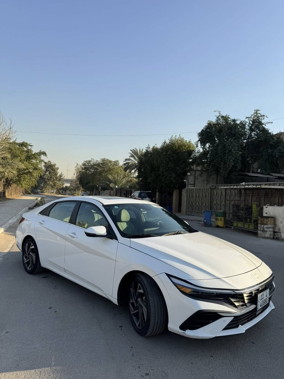 النترا هايبرد 2024فول للأخير limited 
بصمه 
تشغيل عن بعد. 
فتحه سقف 
7الوان الدشبول 
كشنات جلد. تدفئه تبريد 
لايت زنون  
بگ لايت لد 
ستيرن تدفئه 
داخل لونين مطعم برصاصي 
قيادة ذكيه 
اوتو بارك 
حساسات اماميه خلفيه 
ويل كب 17
ماشية  12الف ميل
السعر  170
حادثها كلش بسيط موضوح بالصوره وبالعراق طخه خفيفه كلش باب الصدر 
رقم الهاتف :***********
