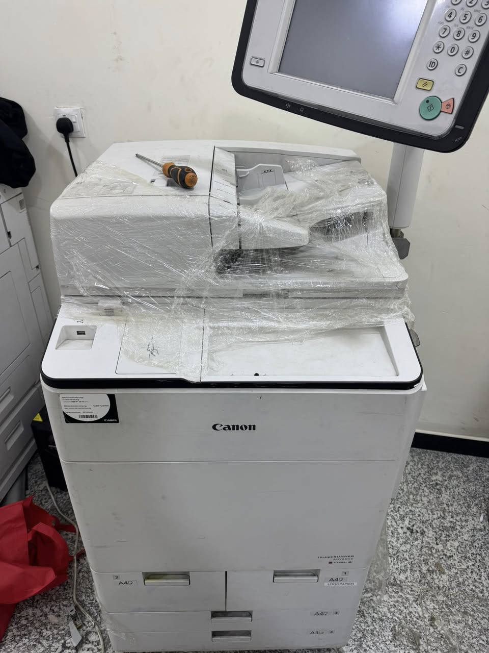 السلام عليكم
طابعات كانون اوربي
7570
7565
5560
نظيفات كلهن يشتغلن وثنين منهم مستعمل قليل كلش مماشيات 
***********
