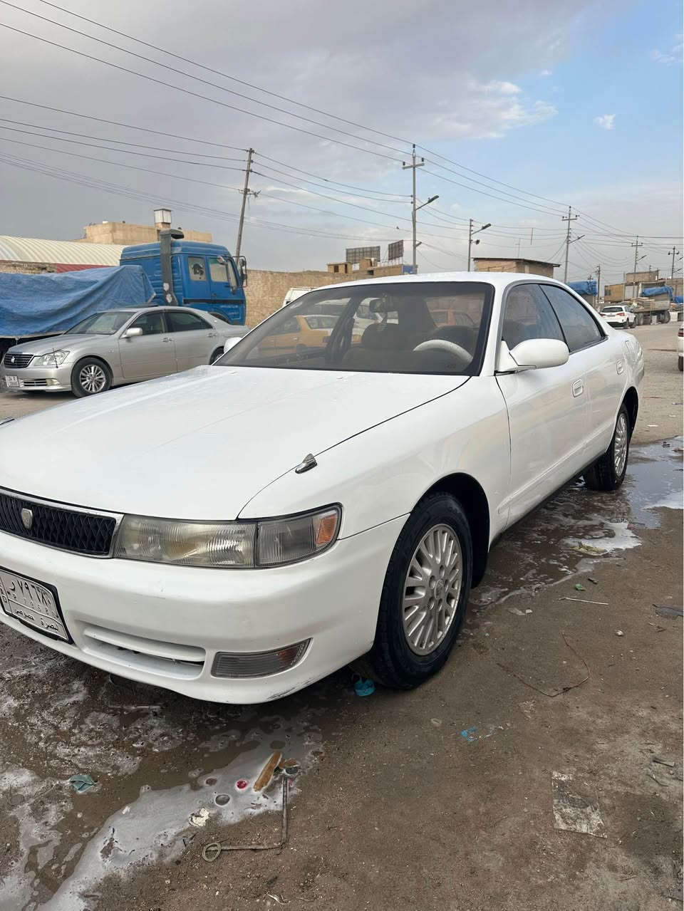 السلام عليكم شيزر 1994 السيارة محرك كير حدادية كلها نضيفة كهربائيات  شاشة اندوريد دوشمة ارضيه السيارة مال بيت كلها شغالة مكفولة من الكص والنقل والضربه بيها صبغ جاملغات خلفيه وقمارة والباقي كفالة السيارة عدنه وكالة عامة بيها تحويل شوكت متريد سنوية منتهية السعر ٥٧ وبيها مجال قليل للشراي مكاني البصرة المشراك الجديد *********** البصرة, العراق
