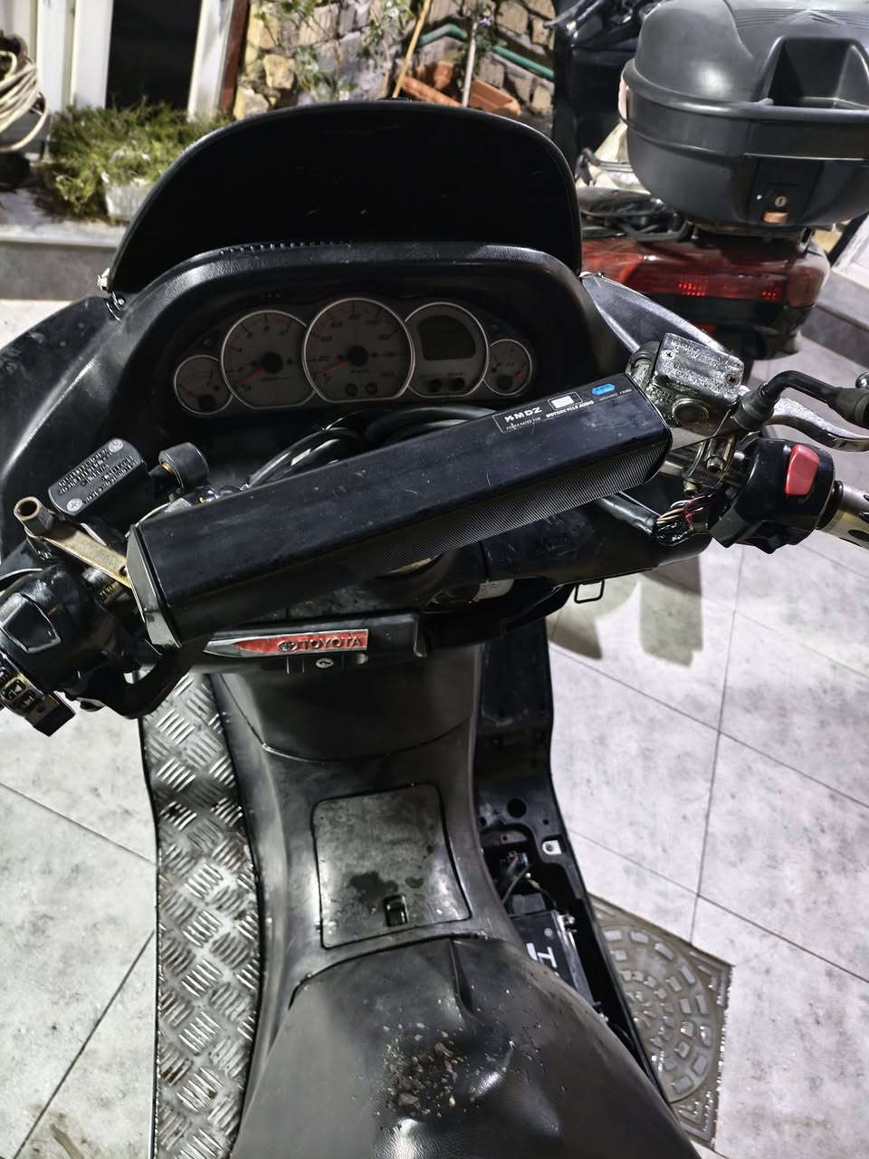 السلام عليكم من رخصت الادمن عندي دراجه ماجستا ياباني دبل رون محرك ربع دراجه حلوه كهربائيات كلها تشتغل دراجه بيه اوراق مال دخول للعراق كمرك قديم السعر 400 ألف مكاني الفلوجة


**إذا كنت صاحب هذا الإعلان وتريد حذفه لأي سبب، رجاءا أرسل رسالة إلى الدعم الفني**