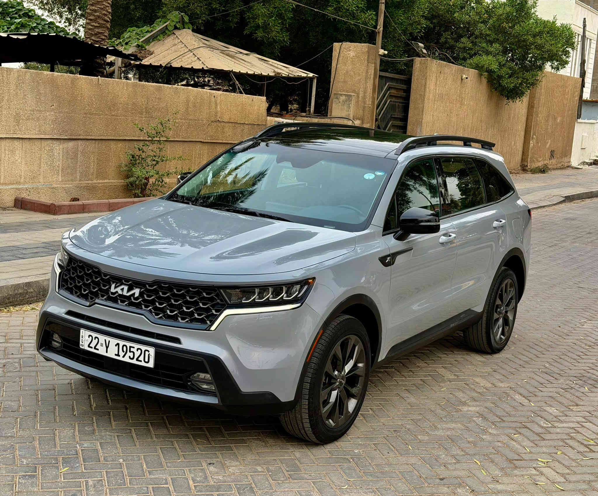 سورنتو 2023  Xline قماره بانوراما 
فول فول مواصفات  داخل منفصل vip

للبيع بدون مراوس 
وارد امريكي دخول جديد 
مرقم اربيل ( تريد وكاله او سنويه بأسمك ) 
محرك 2500 تيربو 🚀🚀
ارباك بردة فقط ⚡️

كشنات جلد تدفئه 
كشنات اماميه كهرباء 
7 راكب 💯 ماشية 35
كشنات خلفيه منفصل vip
سعر🔥🔥235🔥🔥
شاحن واير لس 
رادارات عدد 4 
حساسات وكامره خلفيه 
بك لايت LED 
لايت 3 عدسات زنون LED 
ويل 20 بلاك 
قياده ذاتيه 
تحديد مسار 
مودات قياده عدد 4
صندوق كهرباء يفتح عند الاقتراب 
اناره ترحيب عند الاقتراب 
سايد بريك بصمه 
تشغيل عن بعد 
اشاره بالمرايه 
تبريد شاشه 
صور الحادث مرفقه  حادث. ثلاث قطع بدون دواخل نقص ما بيهه 
مكان السياره   بغداد. كاظمية
رقم  ***********
