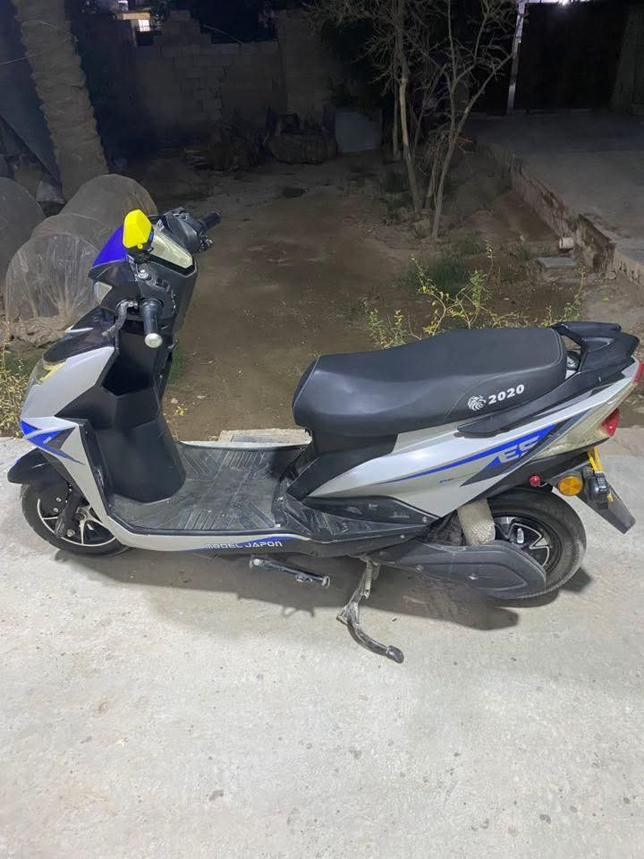 سلام عليكم دراجة سكنس للبيع السعر 450 قفل للشراي اتصل ع الرقم ‭٠٧٧٤ ٦٥١ ١٣٣٩‬
