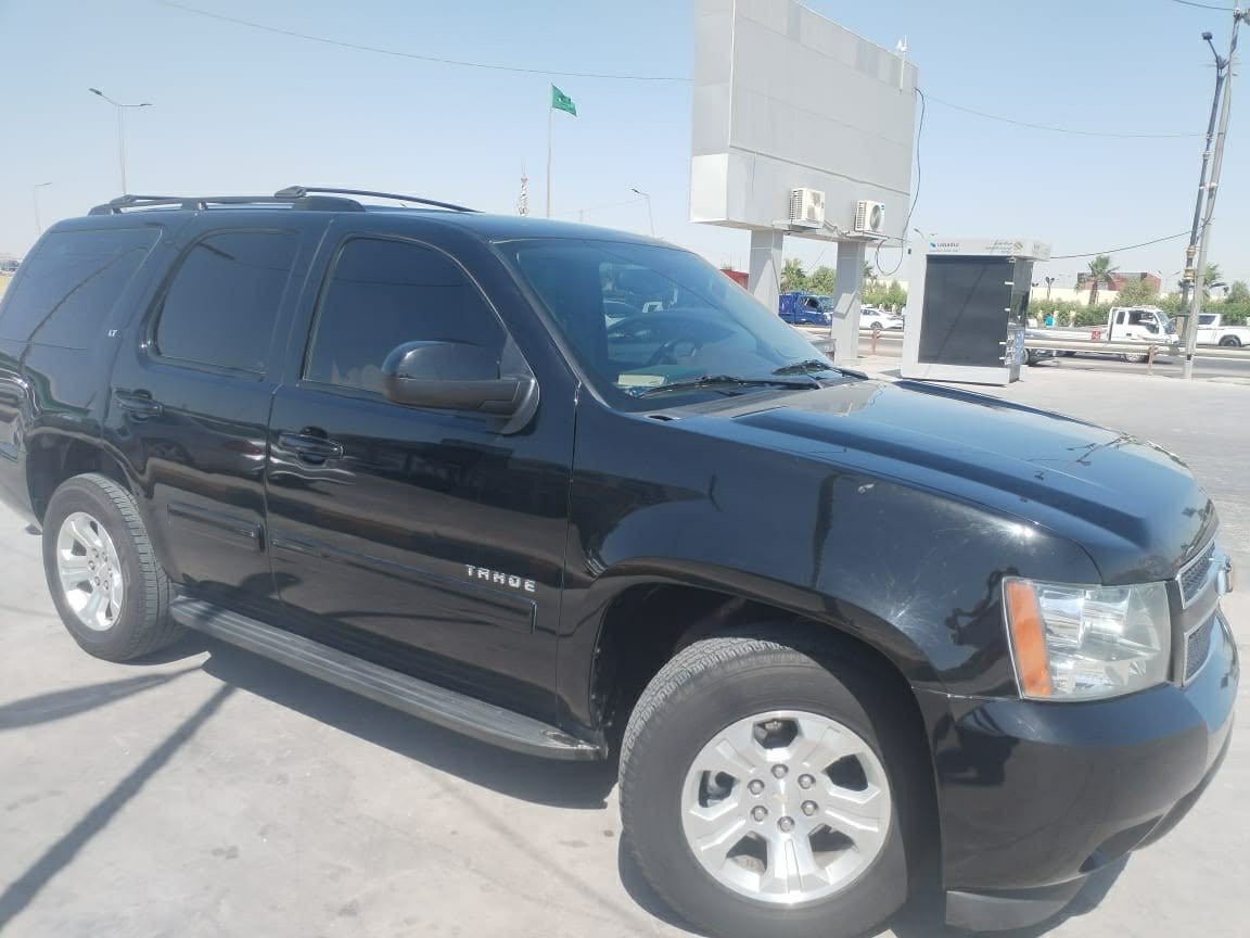 السلام عليكم تاهو مديل 2014 للبيع ملاحظة السياره أدوات أدوات محجوز الهة على التسجيل مكفولة كفاله عامه كير مكينه بدي كفاله عشائر وإنتربول تبريد خير من الله تخم تاير مكان السياره البصرة للإستفسار الاتصال. *********** مامتواجد على الفيس والماسنجر
