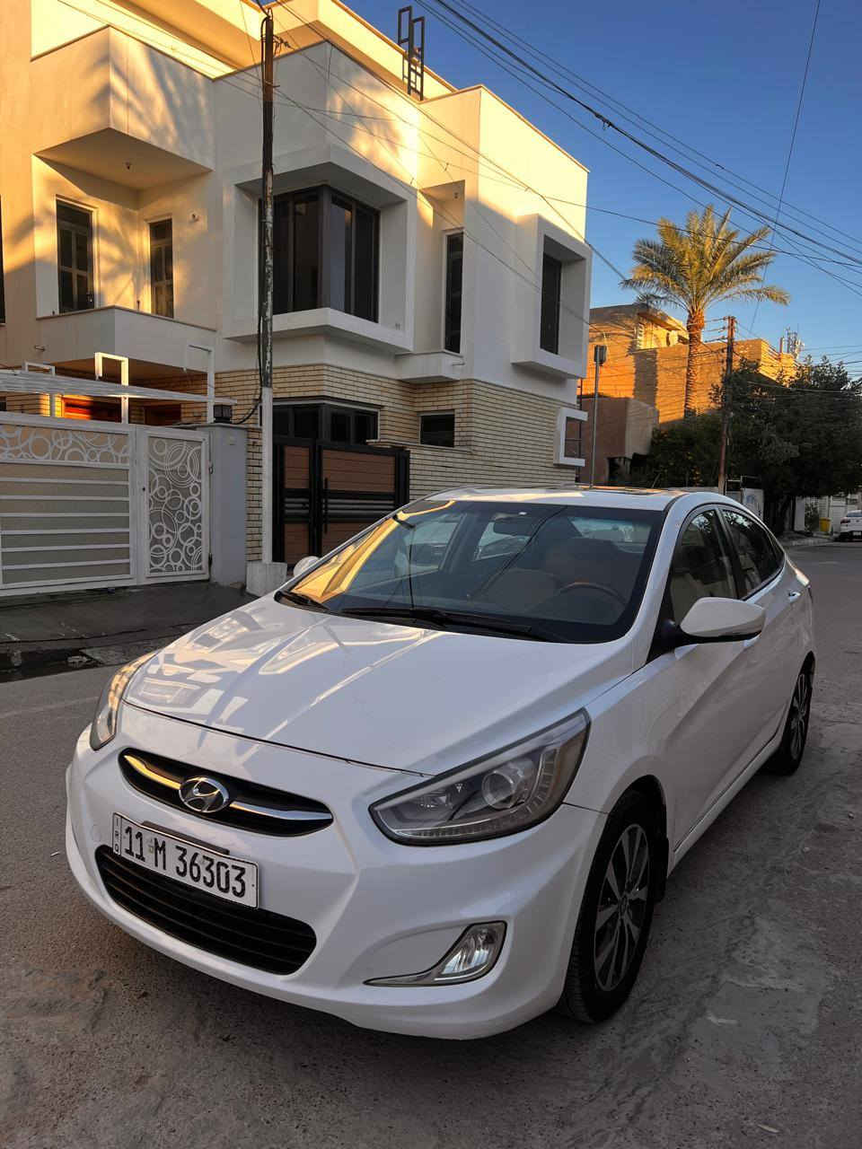 اكسنت 2016 
خليجي مكفولة 
من الضربة 
والصبغ والتبديل سيارة 
جاهزة من كل شي مواصفاتها
تحكم ستيرن فتحة ويل كب
اشارة بالمري ويل كب مخرج AUX كامرة خلفيه
رقم بغداد دولي بأسمي سنويه 2031 
هزة جديدةماشية 135 الف km
السيارة جديدة 
مكانها بغداد السيدية
السعر 113 وبيها مجال بسيط

*********** واتس اب
