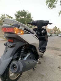 دراجة لد للبيع دراجة حلوه ونظيفه شلعه ومعدل السعر 850 وبيها مجال للشرا...