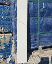 ازاره بورسلين هندي  10×60 ثقيل سمك ١٢ ملم  المتبقي ٨٥ متر  السعر ١٠٠٠ ...