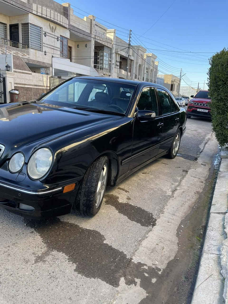 السلام عليكم
مارسيدس ام عيون
موديل 2000
مكينة 320 بلادي
فول مواصفات
صبغ عام جمالي
بدون ضربة
بدون خايس
غرفة بالكارتون بلادي 
گير مكينة بشرط 
رقم اربيل دولي
مكان سيارة اربيل
 سعر ١٣٧ بيها مجال
رقم صاحب سيارة ***********
