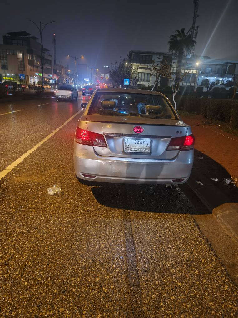 BYD 2013 G3 سەنەوی بلاستیکە تەبریت سارد و گەرم سڵایت چوار جام کارەبا شاشە ئایپات گێڕ عادی پشت و پێشی کەپسە و دەعمی نیە لایت و ئیشارەت و کارەبای مەزبوتە  مەکینە ی تۆزێ سەوتی مغەدەی تیایە و تەواو سعری خوار هەموو بازاڕ۲٨ معامەلە  لە سلێمانیمم
*********** السليمانية, العراق
