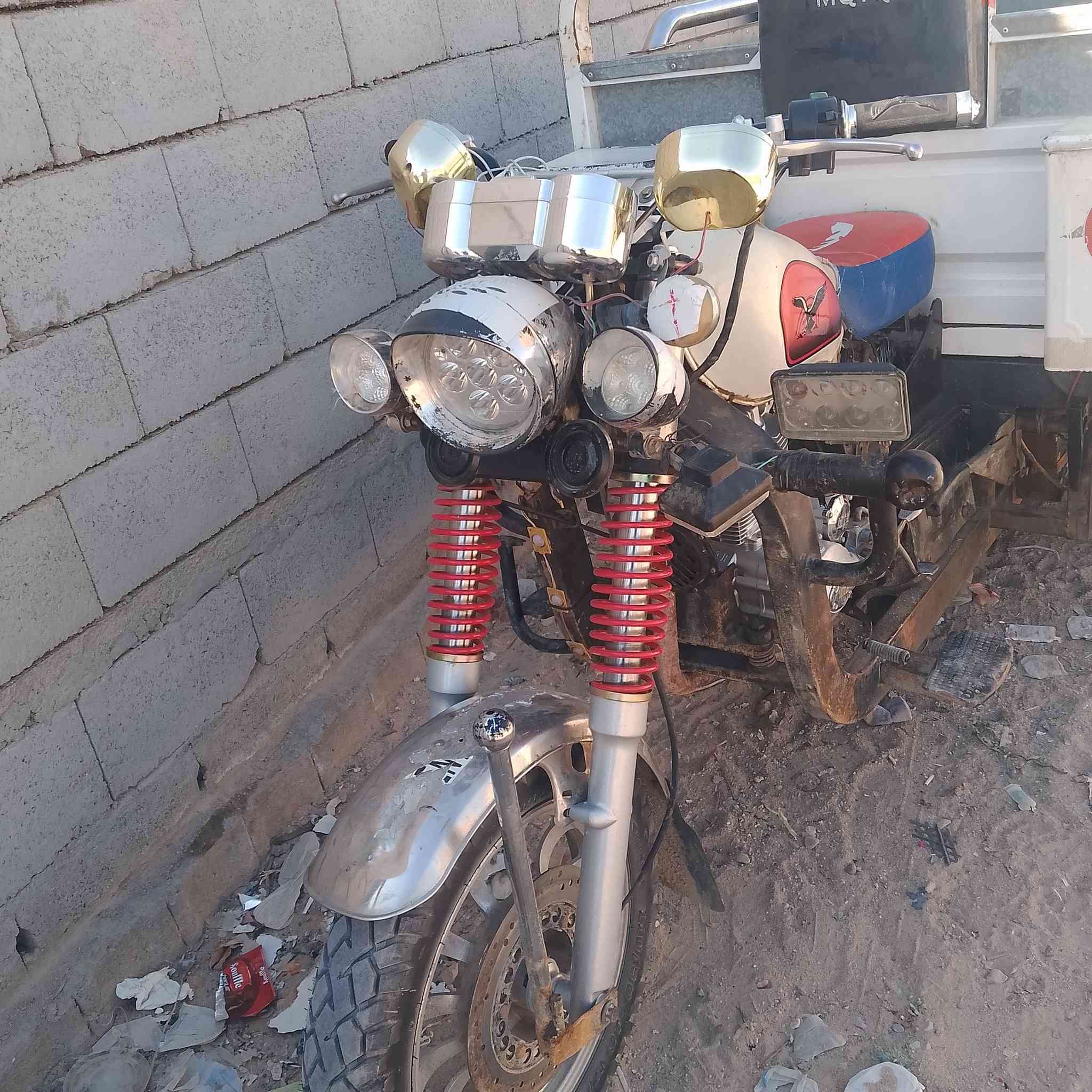 سلام عليكم ستوته للبيع جمره فحل موديل 21اوراق ستوته جاهزه شغاله من طول للطول مانقصها شي العنوان بصره قضاء سفوان السعر مليون وثمنميه وبيها مجال للشراي رقم الهاتف ***********
