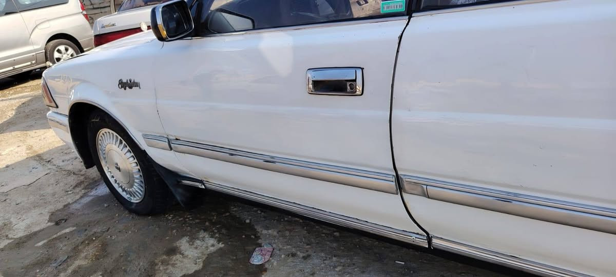 هارتوب طويل موديل91 رقم بصره نكليزي سنويه30 مكفوله ضربه وكص ونقل وعيب شرعي شاصي مكفول مكينه وكير 2 ونص شرط الفحص تخم تاير حداديه جديده كهربيات كله شغاله سياره جاهزه وترايك وين مايعجبك مكان الشطره سعر 35 وبيه مجال ***********
