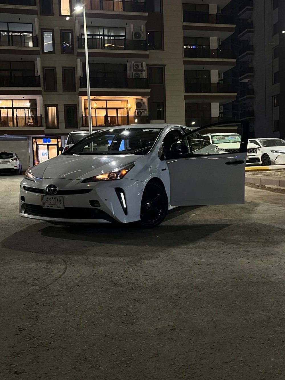 تويوتا بريوس هايبرد موديل 2022
بلاك اديشن XLE
حادثه قطعتين بنيد وجاملغ بدون دواخل وبدون ايرباك
فول مواصفات
تحكمات ستيرن
اوامر صوتيه
شاشه كار بلي
كامرة خلفيه
تدفئة ستيرن
قيادة ذاتيه
تحديد مسار
اوتو بارك اصطفاف ذاتي
حساسات 360 درجة
كشنات جلد 
تحكم كشن كهربائي
تدفئة وتبريد كشنات
شحن لاسلكي
مانع تصادم 
ماشية السيارة 63 الف ميل
