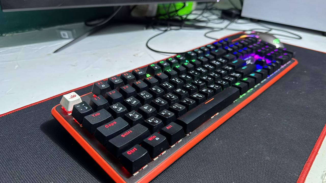 السلام عليكم سيت آب كامل وقوي كلش بسعر مناسب
‏GPU RTX 3060 ZOTAC 12GB 2FAN 
كارت نظيف كلش  
‏CPU CORE I5 14400F 10CORES 16THREADS 
RAM 16X2 32GB 3200HZ
‎ مو 16 لا ✅32 
STORAGE SSD 512GB 
M.2 NVME 1000GB 
مجموع تيره ونص بين SSD&M.2 
MOTHERBOARD ASUS PRIME H610M 
‏POWER SYPPLY 600+80 plus 
تبريد غازي  RGB 
‏CAES 4FAN ARGB WHITE COLOR متغير لاكثر من نمط 

الكيس كلش حلو وموصفاته عاليه كلش مايحتاج تطور شي من رام او تخزين او معالج او حتى كارت 

شاشه MSI 
MONITOR MSI 
27INCH 
165 HZ 
IPS 
0.5 MS 
شاشه خرافيه بكل المعاني ✅ 

KEYBOARDS 
RGB 
BULR SWITCH 
100% 
ماوس كيمنك مرتب كلش 

ماوس باد حجم كبير 

كرسي كيمنك مثل ماموضح بالصور نظافته وشغله سعر150الف قفل غير قابل لتفواض

سعره كامله السيت آب مليون و300 الف قفل قفل قفل 
وروح قيم القطع وحده وحده وشوف السعر مالته تريد جوه هذا السعر اعتذر مقدماً


**إذا كنت صاحب هذا الإعلان وتريد حذفه لأي سبب، رجاءا أرسل رسالة إلى الدعم الفني**