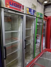 عارضات عمودية • يوكور تركي • بابين