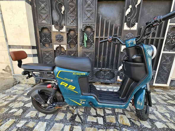 سلام عليكم دراجه شحن R9مابيه اي شي السعر 325 الرقم
العنوان بغداد ***********
