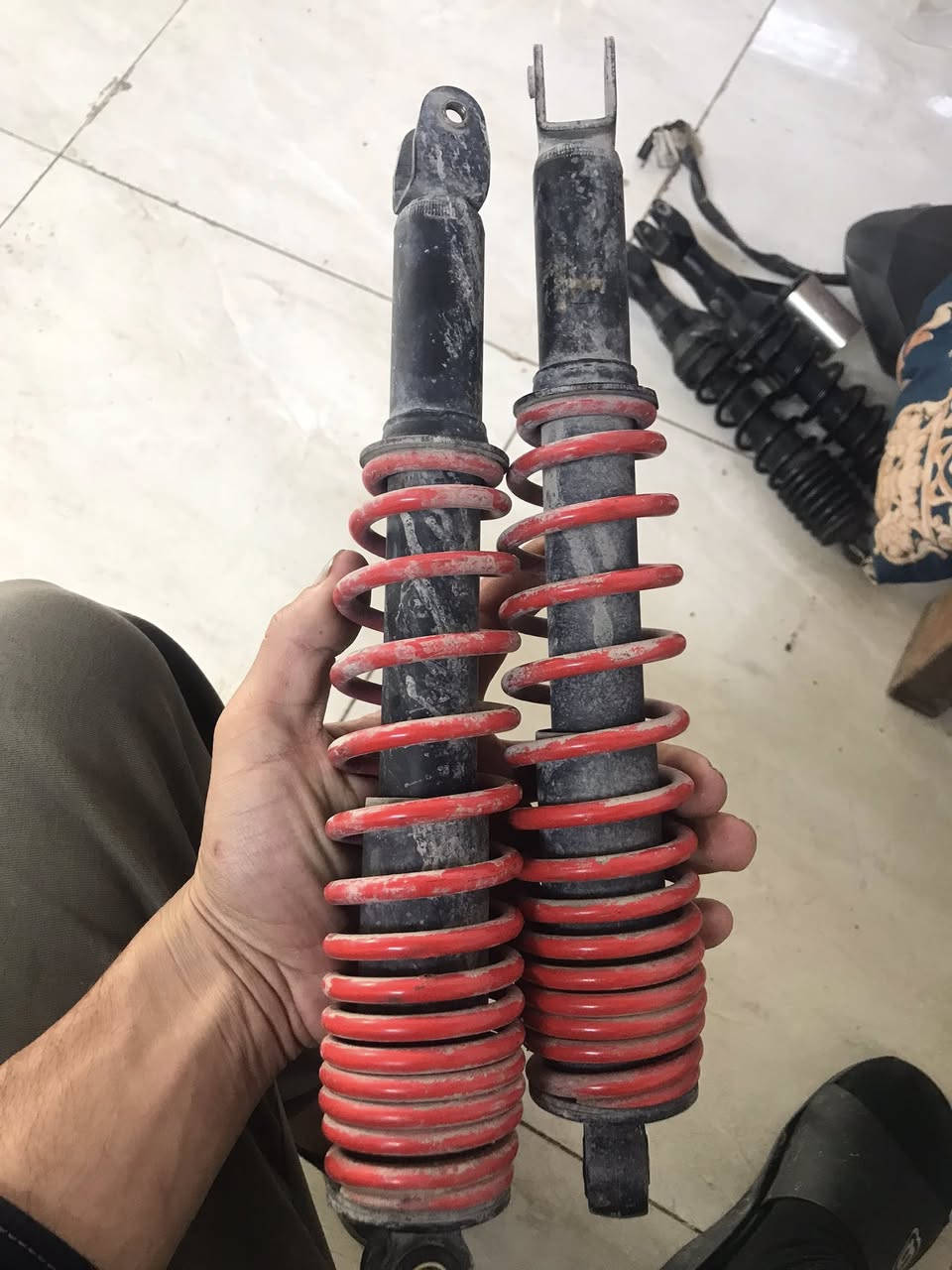 غراض جبلي للبيع مكاني غزاليه 
***********
