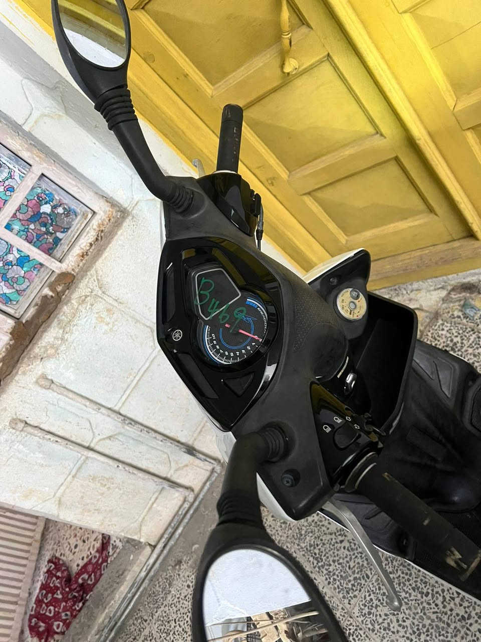 السلام عليكم دراجه البيع سكنس فحل ربه سعره دراجه ١٣ قفله الستفسار على هاث رقم ***********  العنوان بغداد
