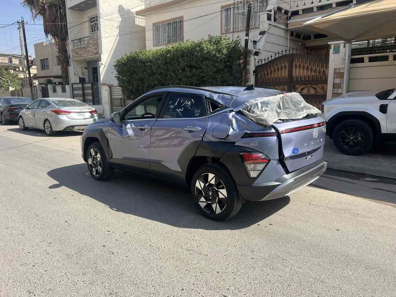 كونا 2026وارد كندي فول مواصفات زيرو ماشيا 1300ع حادثها بدون تصليح دخال جديد مدفوع ضريبه وكمرك ورسوم كامله بدون رقم منفيس بسمي مكان سياره بغداد فقط بيع بدون مراوس محرك 2000دوش بنراما دفئه بالكشنات تبريد خلفي شحن واير ليز هندبريك بصمه اشاير بالمري تحديد مسار تشغيل عن بعد بصمه اي ستفسار تصال بالرقم ***********السعر 120
