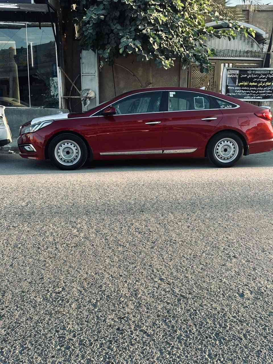 سلام عليكم سوناتا للبيع نص فول حادثه ربع البنيد ستوني شادله محرك جديد عليه غرامه نجف 450تنزل من سعر السياره سياره جاهزه مذب عليه ولا درهم سعر ١٢٣وبيه مجال مكاني نجف كوفه رقم***********
