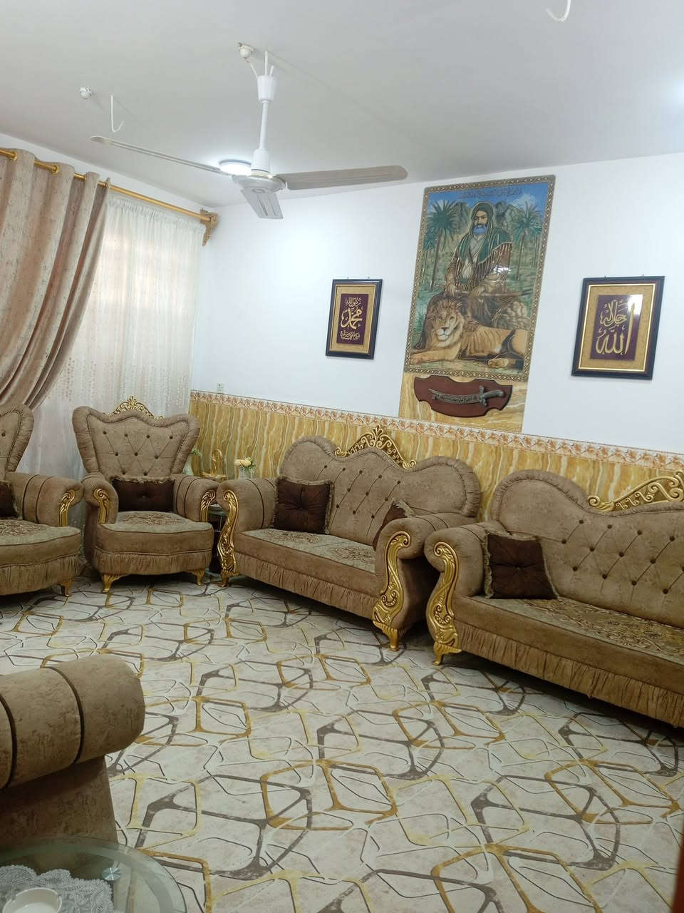 بيت للبيع طابقين كونكريت مسلح 🏠 طابو زراعي سند  25 

المساحه واقع حال 150/بالسند 133

يحتوي الطابق الاول  على غرفة نوم وكنيدور واستقبال ومطبخ وصحيات داخليه و خارجيه 
الطابق غرفة مع مخزن  

الموقع 🌏 الطهمازيه عمود 101

الاستفسار ***********متوفر واتساب
