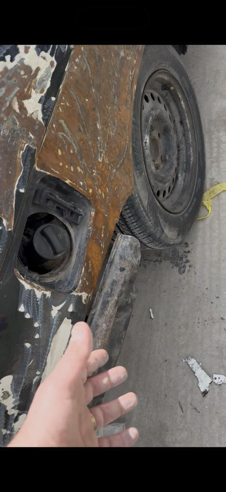 تم تجهيز سمكره والصبغ بلكامل من النمر للصباغه ال BMW
بابل المسيب قرب مفرق لسده ***********
ملاحظه ..سياره مشتغلها سمكري سابقا وانعادت سمكرته بلكامل تحياتي 🐅
